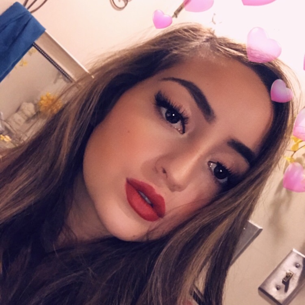 Meet your Posher, Jazmin